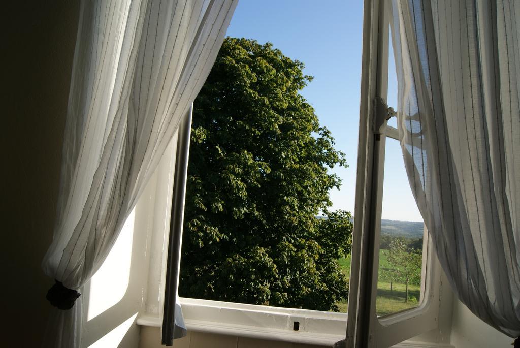 A L'Ombre Du Marronnier Gites La Peruse Kamer foto